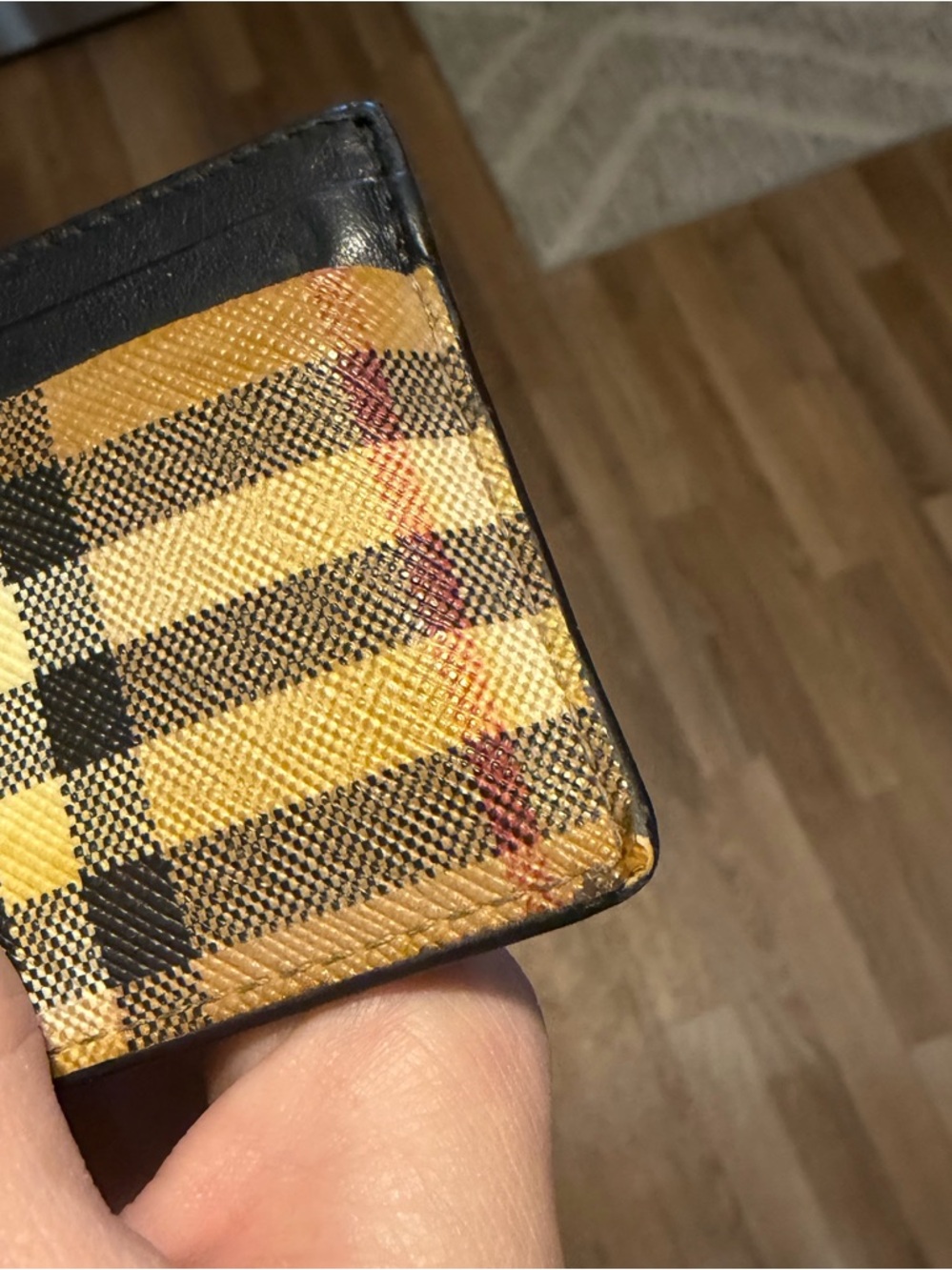 Authentic Burberry Yellow Plaid and Black Leather Card Holder - Picture 4 of 13